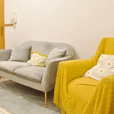 Private In A 2 Bedroom In Blata L-bajda - Close To Valletta