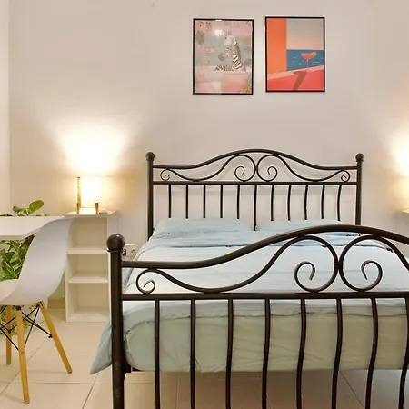 Private In A 2 Bedroom In Blata L-bajda - Close To Valletta Apartment *