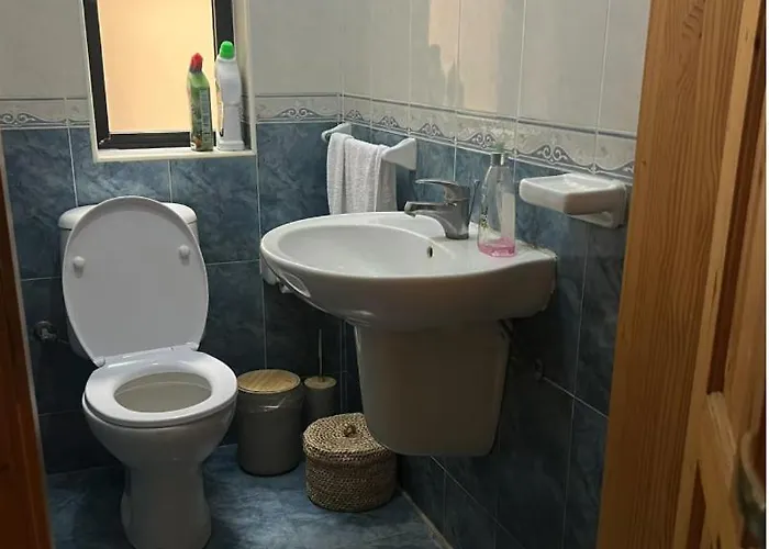 Private In A 2 Bedroom In Blata L-bajda - Close To Valletta Daire